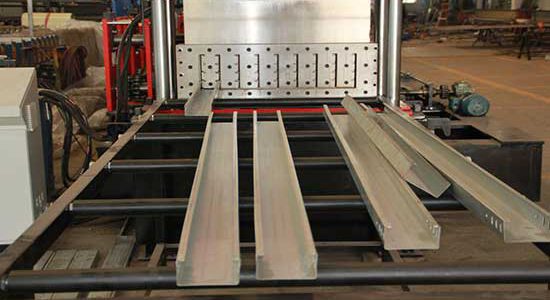 cable-ray-roll-forming-machine