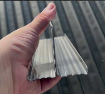 wall profile roll forming machine