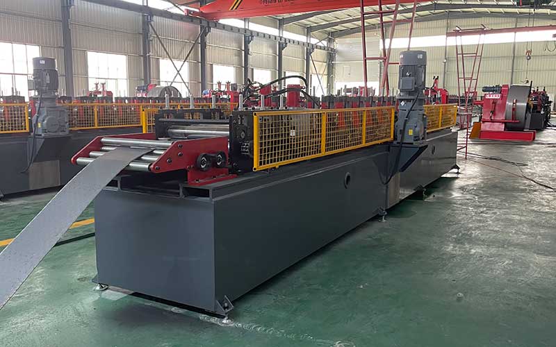 truck-fender-making-machine